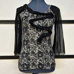 Alberto Makali Black & White Floral Print Ruffle Front Blouse with Beads, Size M